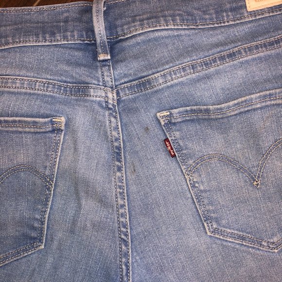 Levi's Blue Jean Shorts Size 28 - Picture 3 of 8